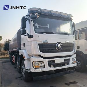 China New Shacman M3000 8x4 375HP 25 Cbms Diesel Fuel Liquid Tank Truck With Reasonable Price For Sale on sale