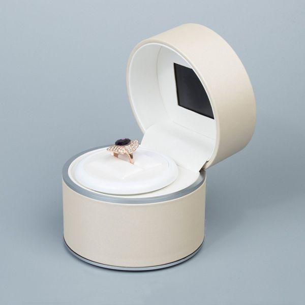 Quality Portable Lcd Ring Box Convenient For Wedding 2.4 Inch TFT Screen for sale