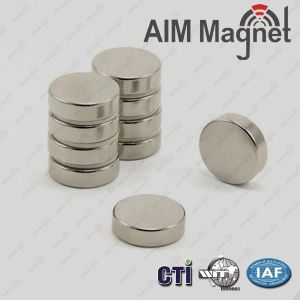 Buy cheap High quality strong n42 sintered ndfeb permanent disc neodymium magnet from wholesalers