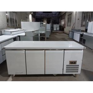 Buy cheap Industrial Refrigeration Equipment with 3-Door Chiller Air Cooling 220-240V Voltage 2~8.C Temperature Range from wholesalers