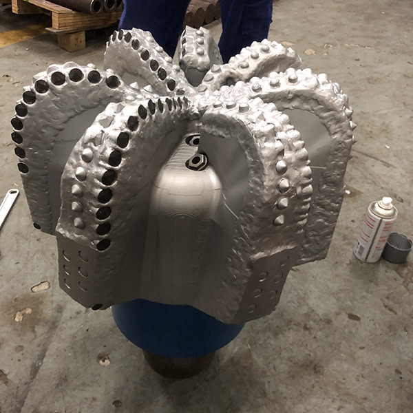 Quality Drilling Tool 17-1/2 Inch PDC Diamond Bit for sale