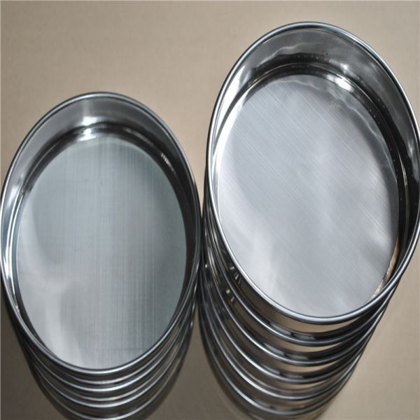Quality Evenly Sieving Flour Strainer Corrosion Resistant Stainless Steel Mesh for sale