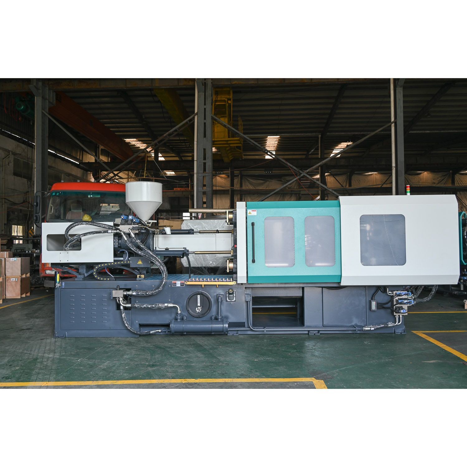 Servo Energy Saving Injection Molding Machine Automatic Cooling System And