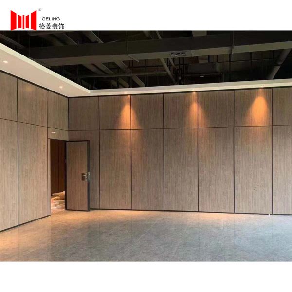 Buy cheap Hotel 65mm Fireproof Folding Partition Walls Commercial 2000mm 3800mm from wholesalers
