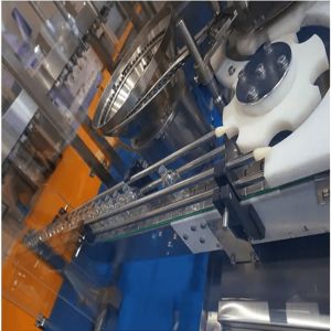 Complete Fully Automatic Fresh Fruit Juice Filling Machine Capping Machinery