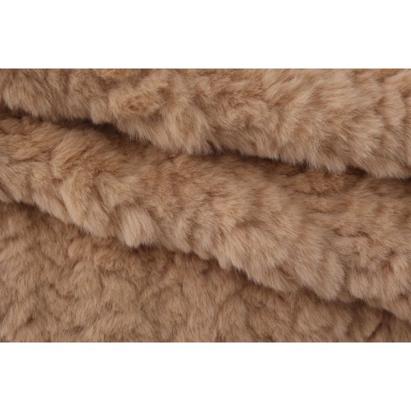 Recycled 100% Polyester Fabric 20mm Plush Thick Faux Fur Lifelike Fox Fabric for Clothing Women's Wear Cloth Plush Coat Shoes