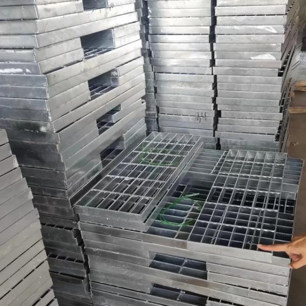 Galvanized Steel Grating with Smooth Plain Tooth Flat Bearing Bar