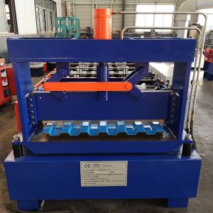 Buy cheap Gauges 22 To 32 R-72 R-101 Profiles Roof Panel Roll Forming Machine from wholesalers