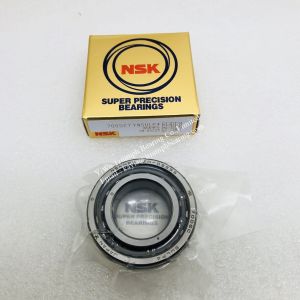 NSK High Precision Angular contact ball bearing 7005CTYNSULP4