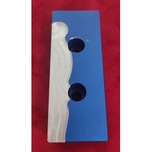 CNC Pull Studs And Adjustable Customized Jaw For Precision Self Centerning Vise