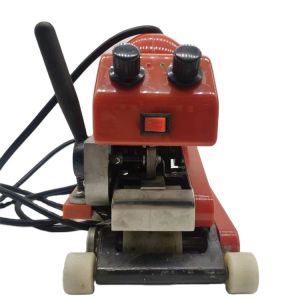 Professional 1.3kW Geomembrane Welding Machine HMT1300 with Automatic Overlap