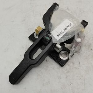 JS180-1601020-136 Clutch release fork assembly/Fast super box Shaanxi Auto Ouman