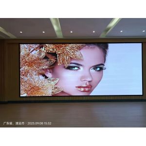 Fixed P1.8 P2.5 Indoor Led Advertising Screen For Shopping Mall Retail Store