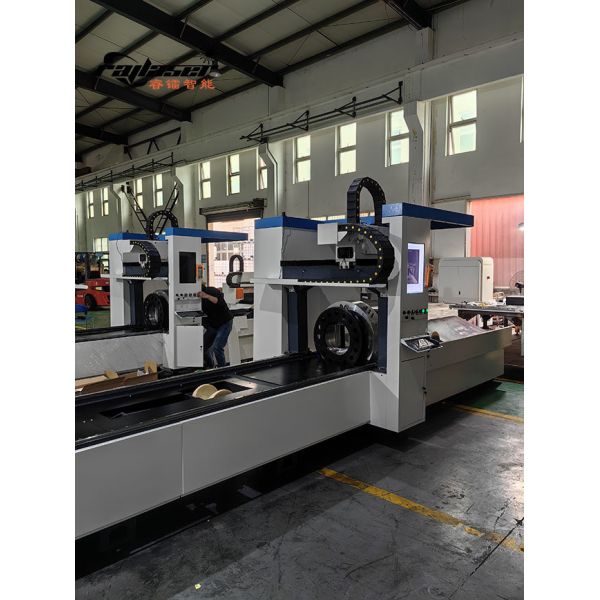 Quality 6000mm Tube Laser Cutting Machine with 0.03mm/m Precision for sale