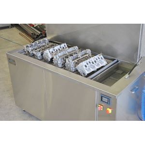 Buy cheap Cleaning Engines Monobloc / Gasoline And Diesel Vehicle Injectors Ultrasonic product