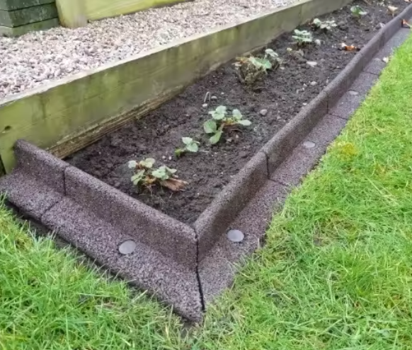 Buy cheap Recycled Rubber Landscape Edging Sizes And Colors Can Be Customized from wholesalers