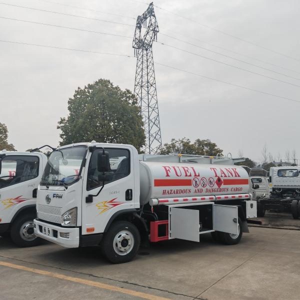 Quality FAW 5000L Oil Tanker Truck 8 Tons 10cbm 11CBM 12CBM Fuel Bowser Truck for sale