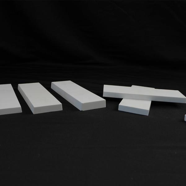 Excellent Corrosion Resistance 9 Mohs Hardness Ceramic Wear Resistant Tile For