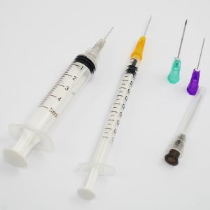 CE FDA Disposable Plastic Syringe , 10ml Sterile Disposable Syringe