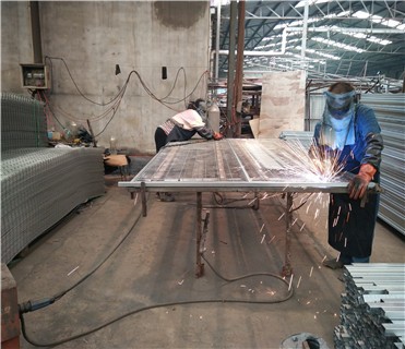 NZ Orage Color Powder Coated Chain Wire Mesh Of Rubbish Cage