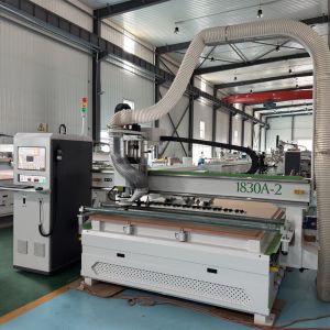 Fully Automatic Dual Table CNC Nesting Machine With Seamless Alternating