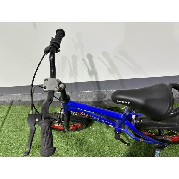 Lightweight Kids Bikes With Front Suspension And Non Slip Pedals