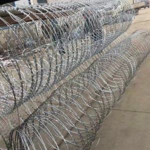 Buy cheap High Quality Razor Barbed Wire 0.5mm-5.0mm Barbed Wire Galvanized Bto-12 Galvanized Razor Barbed Wire Protection from wholesalers