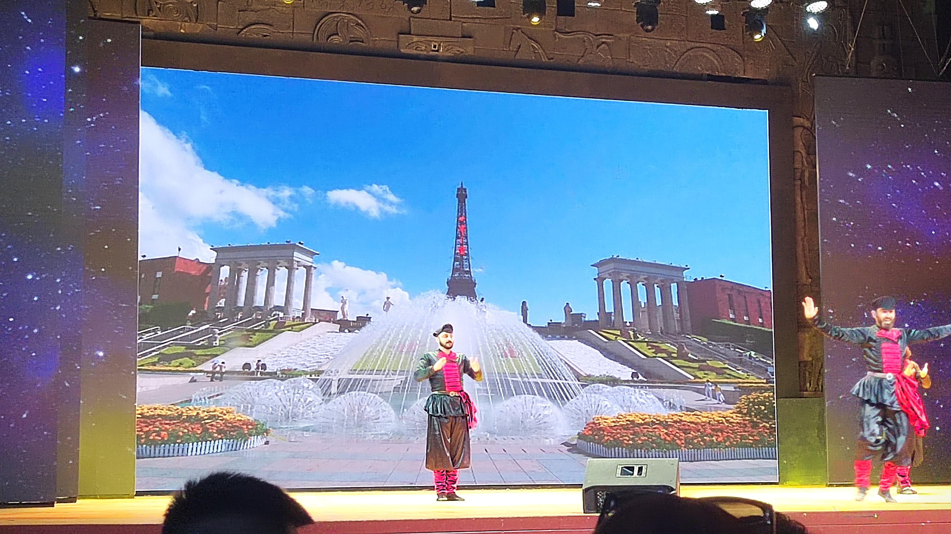 Buy cheap Outdoor LED Display with P8 Pixel Pitch 100000 Hours Life Span and 1920Hz-3840Hz Refresh Rate from wholesalers