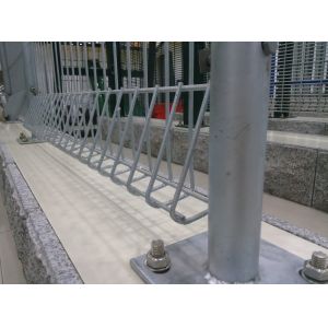 Triangle Black Steel Bending Roll Top Fence Hot Dipped Galvanized