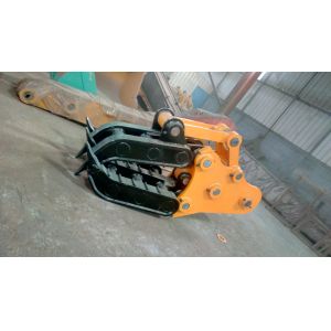 Buy cheap 1000-2200mm Black/Blue Rotating Rotating Excavator Grapple For 2-40 Ton Excavator from wholesalers