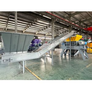 Buy cheap Automatic Single Shaft Plastic Shredder Crusher Combination Machine for Manufacturing Plants Farms for Abs Pc Ps pa Pppe from wholesalers