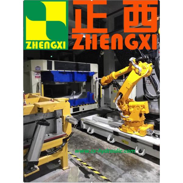 Servo Motor Energy saving Automatic CNC Industrial Robot Arm With Guide Way