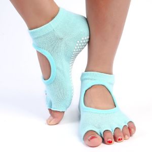 Buy cheap Exfoliating Silicone Moisturizing Gel Socks With 78% Cotton 22% Spandex from wholesalers