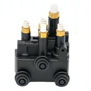 Buy cheap Rear Air Suspension Compressor Valve Block LR070246 LR037082 LR113342 LR176326 For Land Rover Range Rover Sport L494 L405 from wholesalers