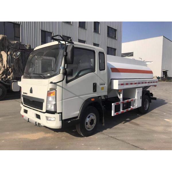 Quality Light Duty 4000L 5000L 120HP 4x2 Petrol Tanker Truck for sale