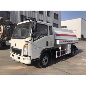 Buy cheap Light Duty 4000L 5000L 120HP 4x2 Petrol Tanker Truck from wholesalers