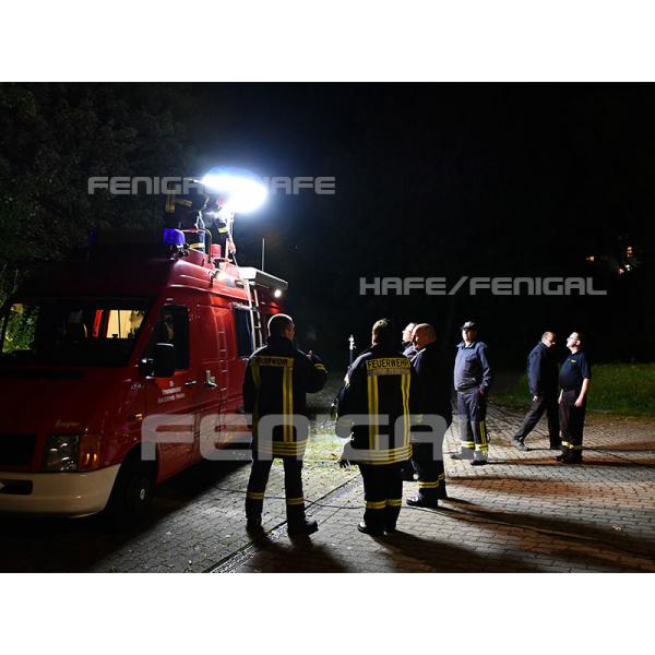 Buy cheap 4x100w Homogeneous Tripod Led Balloons With No Shadow from wholesalers