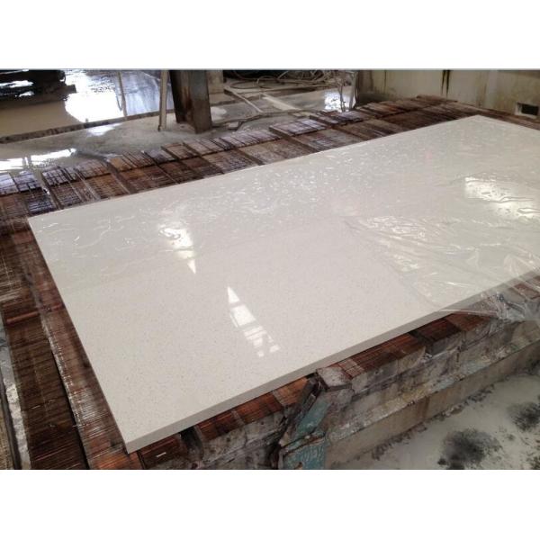Buy cheap Quartz Engineered Stone Slabs , Kitchen / Bathroom Artificial Quartz Stone from wholesalers