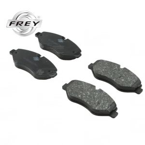 Buy cheap Multipurpose Front Brake Pads 0044208320 Fit Mercedes Benz Sprinter 906 product
