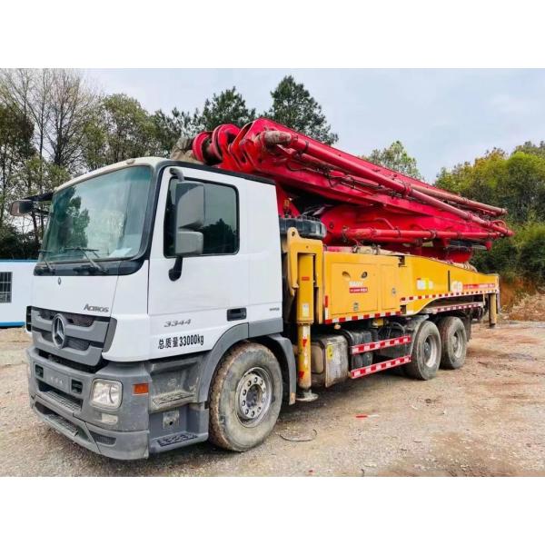 Boom Pump on Mercedes Benz Sy 49 Meter Concrete Pump Truck