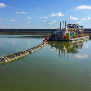 450 PSI Burst Pressure Armoured Rubber Hose For Rental And Long-Lasting