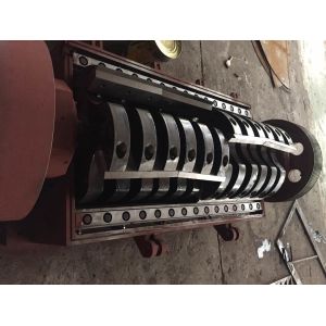 SKD 11 V Cut Blades Garbage Plastic Crusher Machine