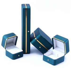 Buy cheap 10*10*5.5cm Handmade Luxury Leather Jewelry Box for End Accessories Made in Hanhong from wholesalers