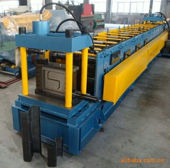 Buy cheap 18-20Mpa Gcr 15 Z Purlin Roll Forming Machine With 15 Rows Rollers / PLC Vector Inverter from wholesalers