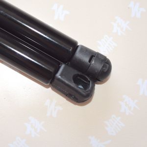 Buy cheap Front Hood Lift Support Struts / Automotive Gas Springs For Volkswagen Passat 2002-2005 from wholesalers