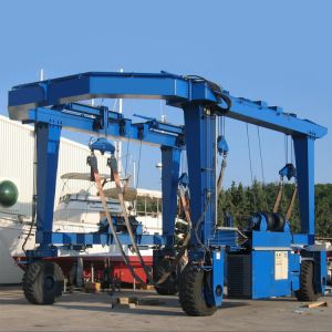 Shipyard Boat Lift Gantry Crane 30m 50Hz Customized Lifting Speed