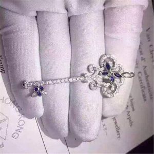 Buy cheap   full diamonds of dradonfly key necklace 18kt gold  with white gold or yellow gold from wholesalers