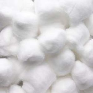 Buy cheap Consumable Small Cotton Balls , Soft Cotton Balls Natural Materials Degreasing from wholesalers