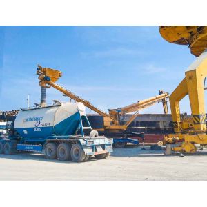 300 T/H Carbon Steel Screw Ship Unloader For Vessel Unloading Cement