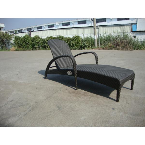 Buy cheap hotel garden sun lounger rattan chaise lounge from wholesalers